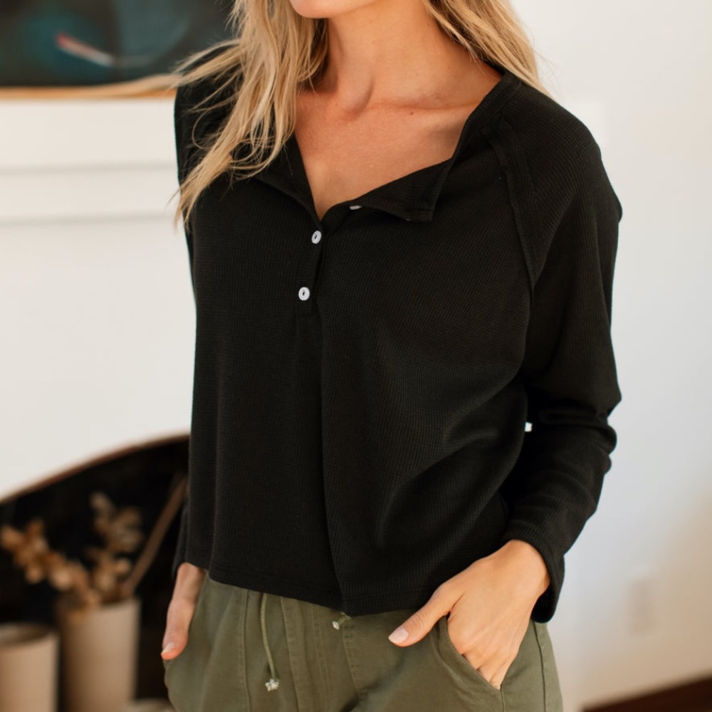 Carly Jean Scottie Waffle Top size small